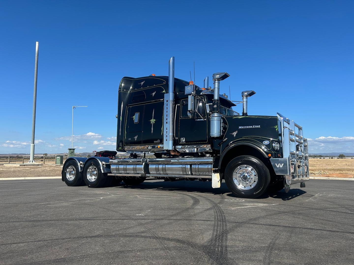 2021 Western Star 4964Fxc