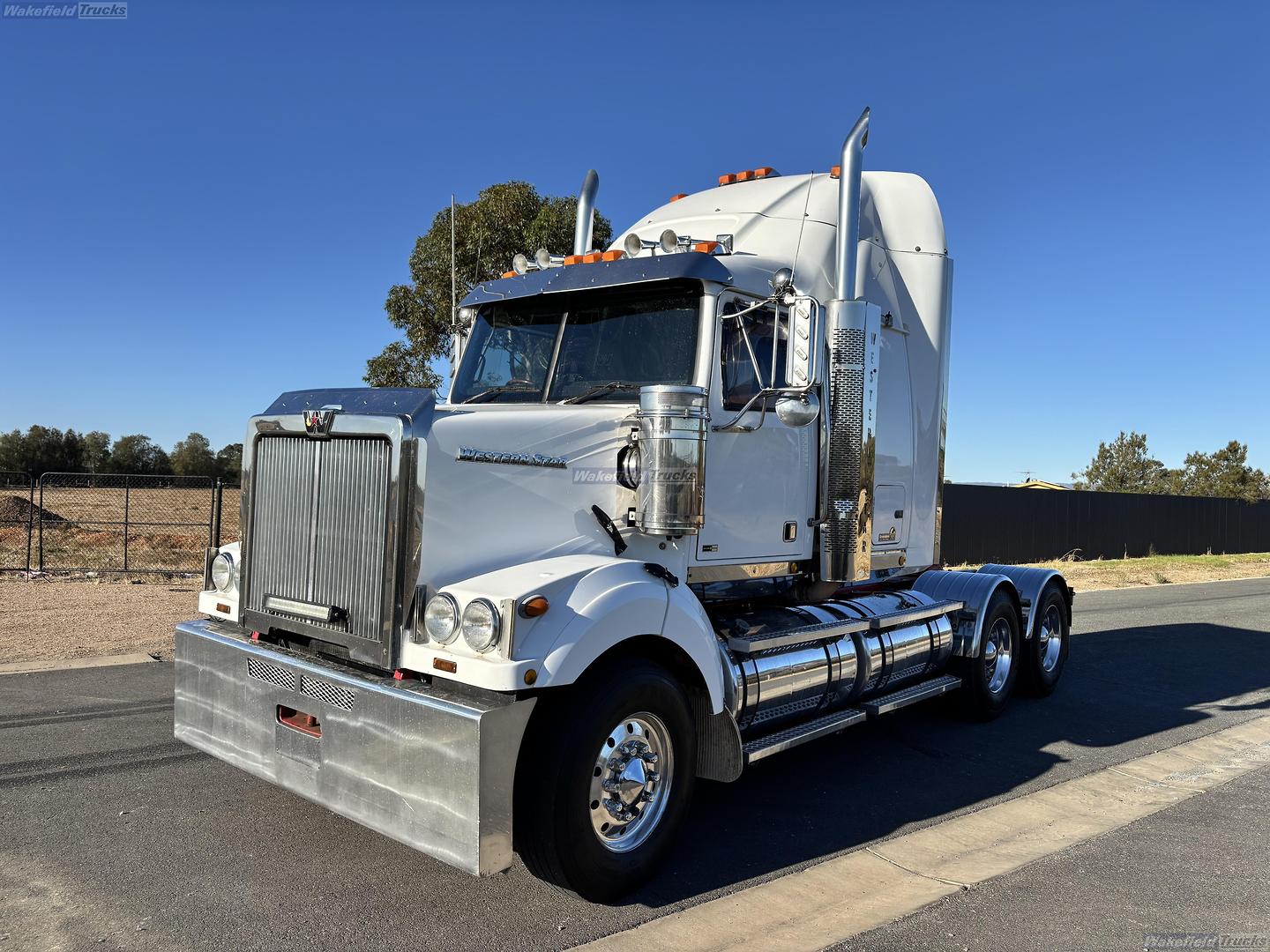 2012 Western Star 4864FXB image 3