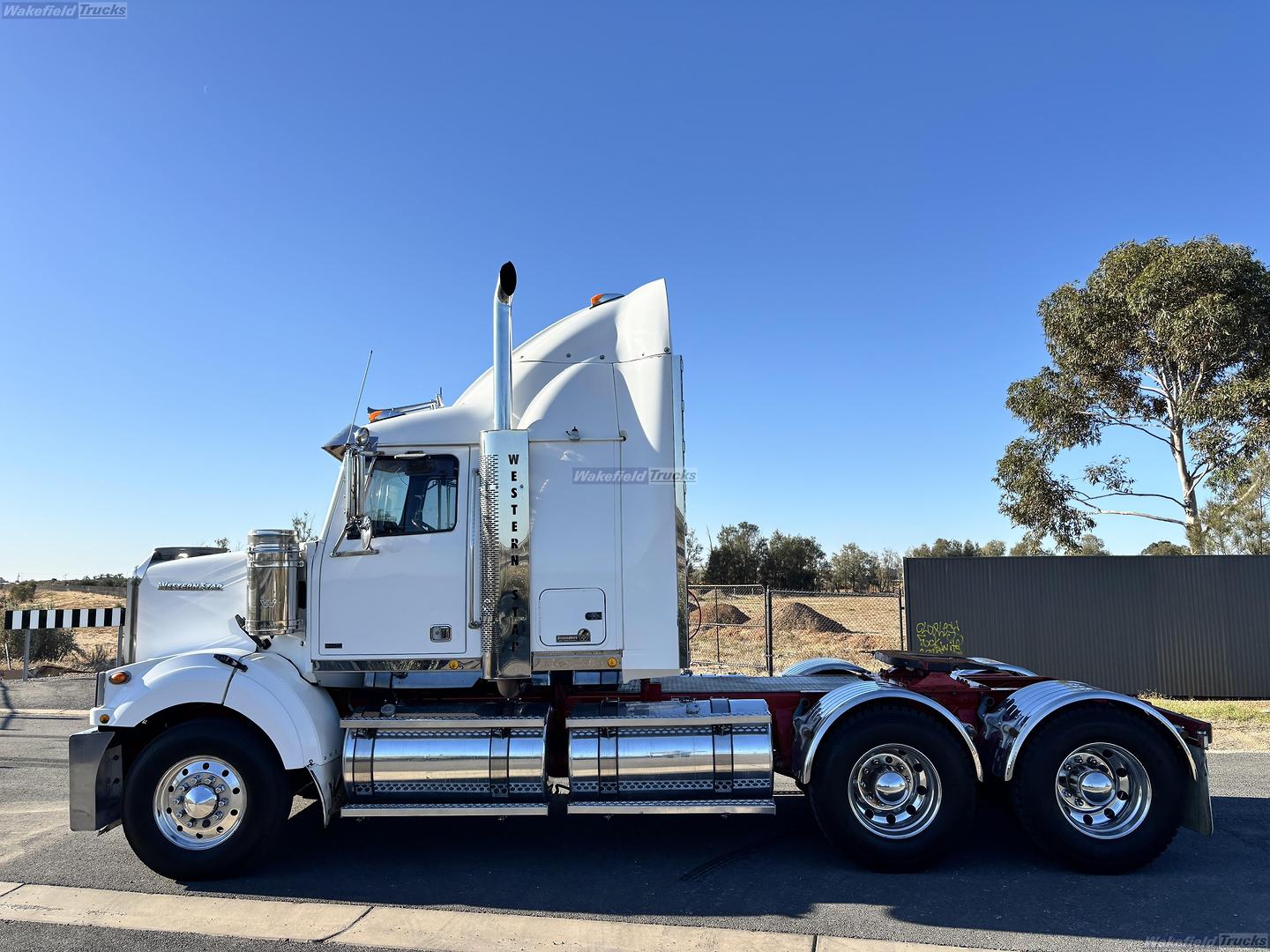 2012 Western Star 4864FXB image 4