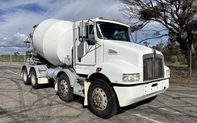 2011 Kenworth T359