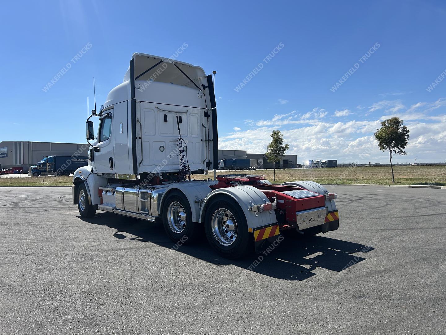 2023 Western Star 48X Prime Mover image 7
