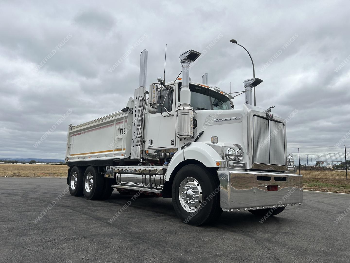 2021 Western Star 4800 Series 4800 FXC Tipper