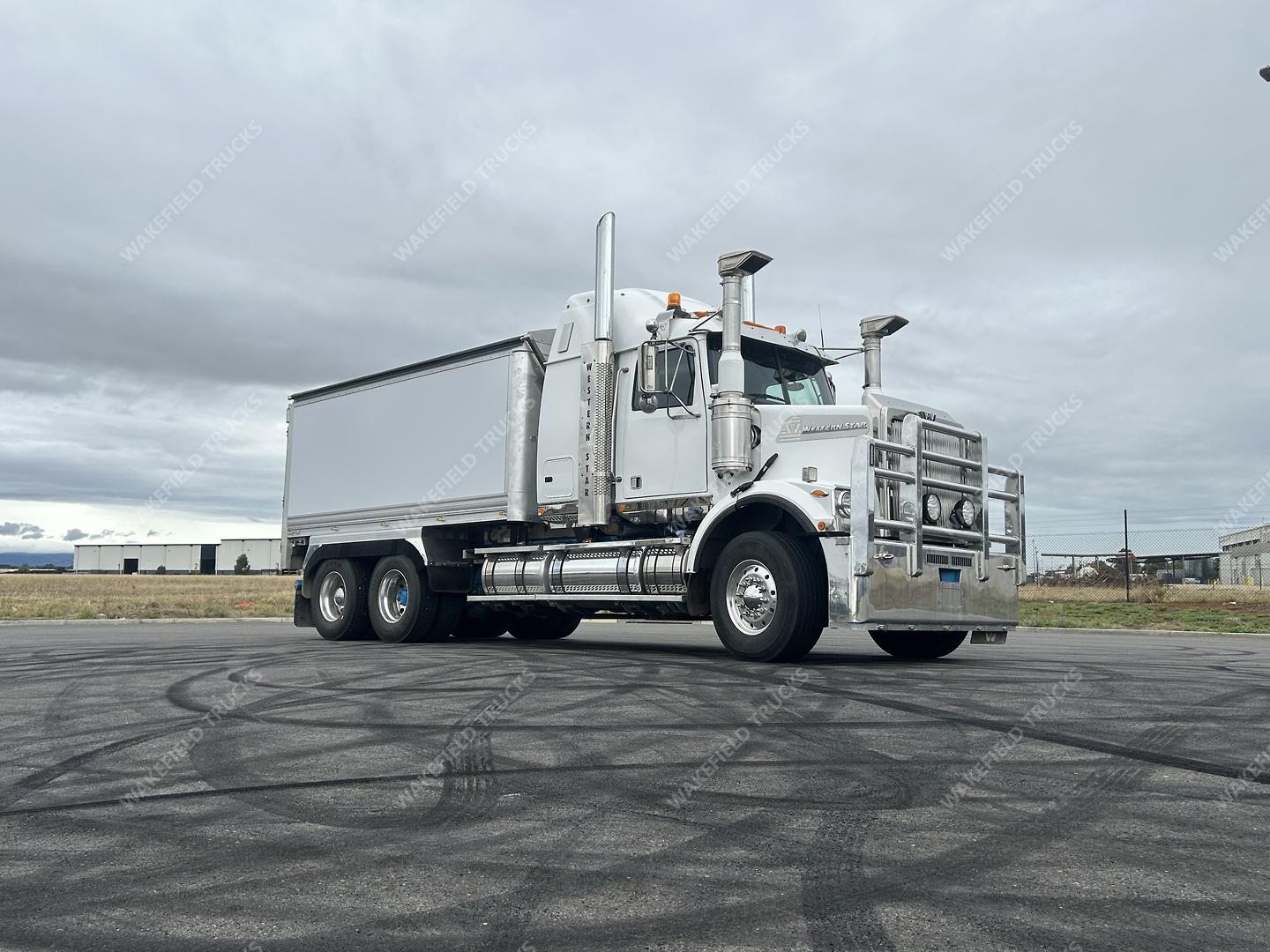 2021 Western Star 4800 Series 4800 FXB Tipper