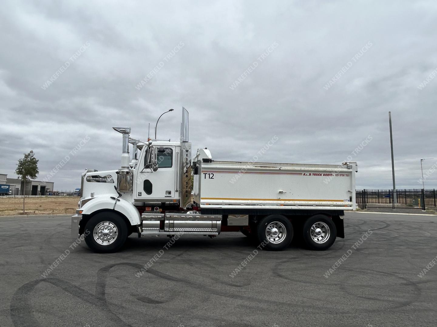 2021 Western Star 4800 Series 4800 FXC Tipper image 5