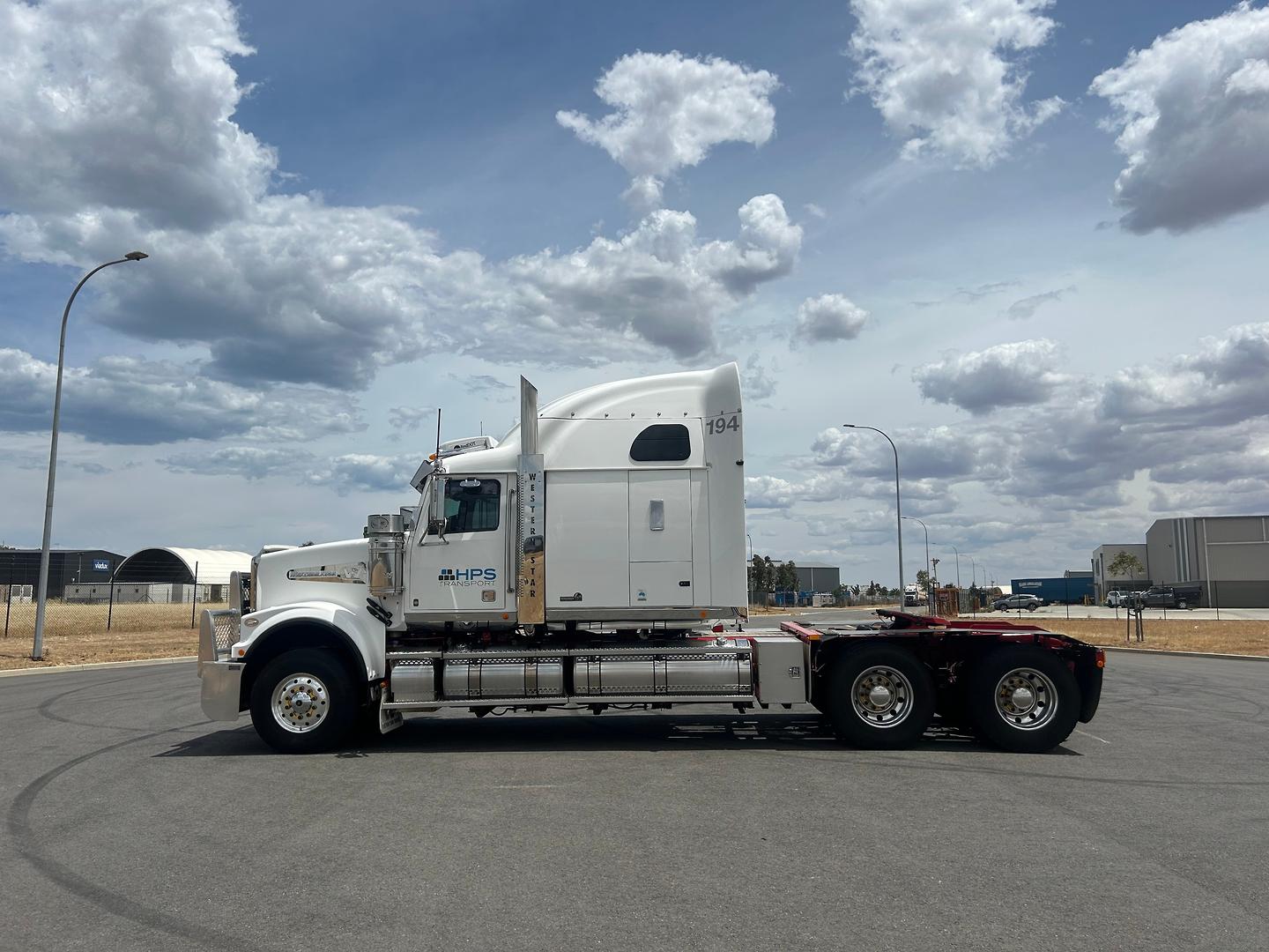 2021 Western Star 4900 Series 4900FXC image 7