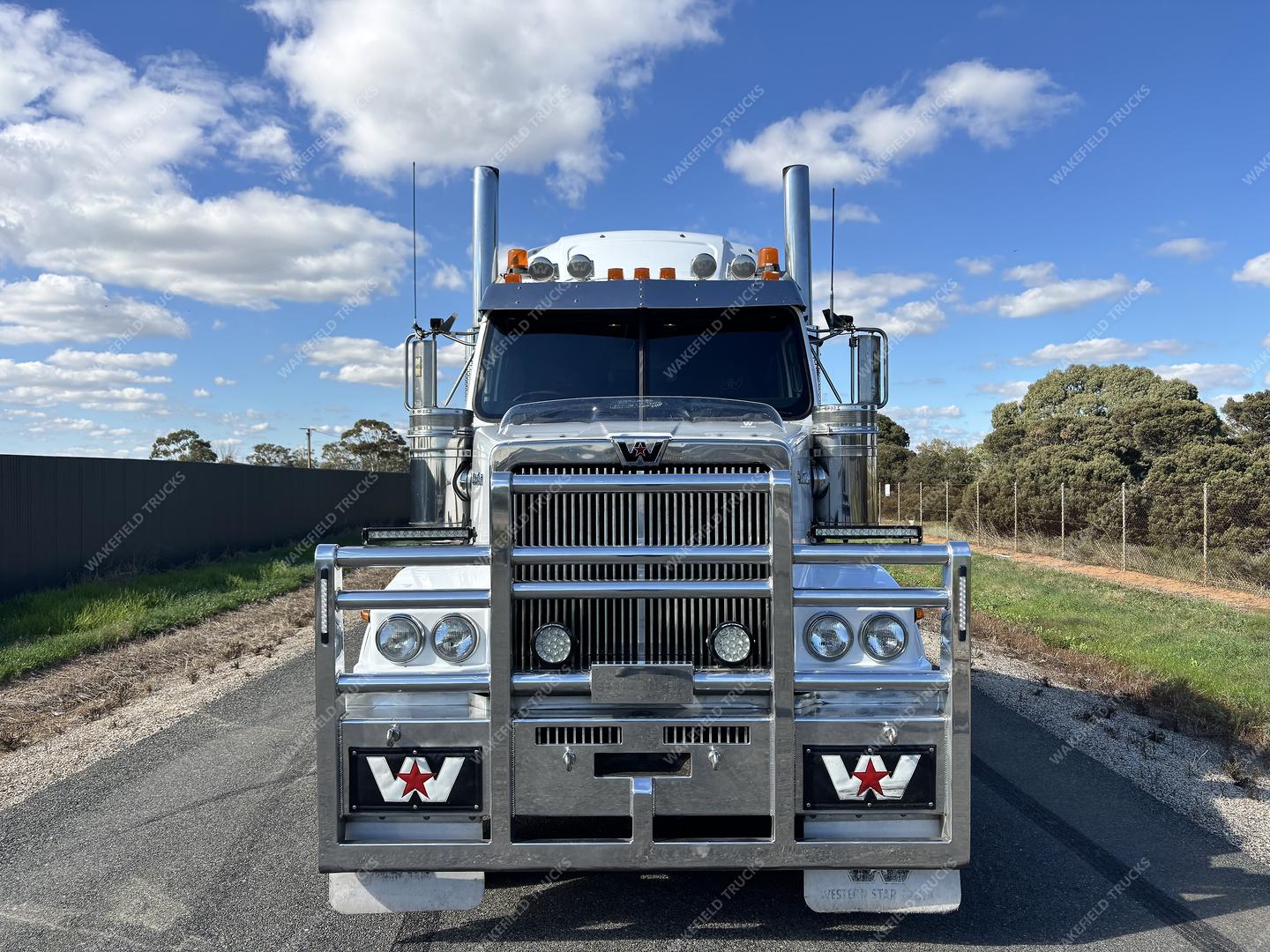 2019 Western Star 4800 Series 4800 FXB image 2