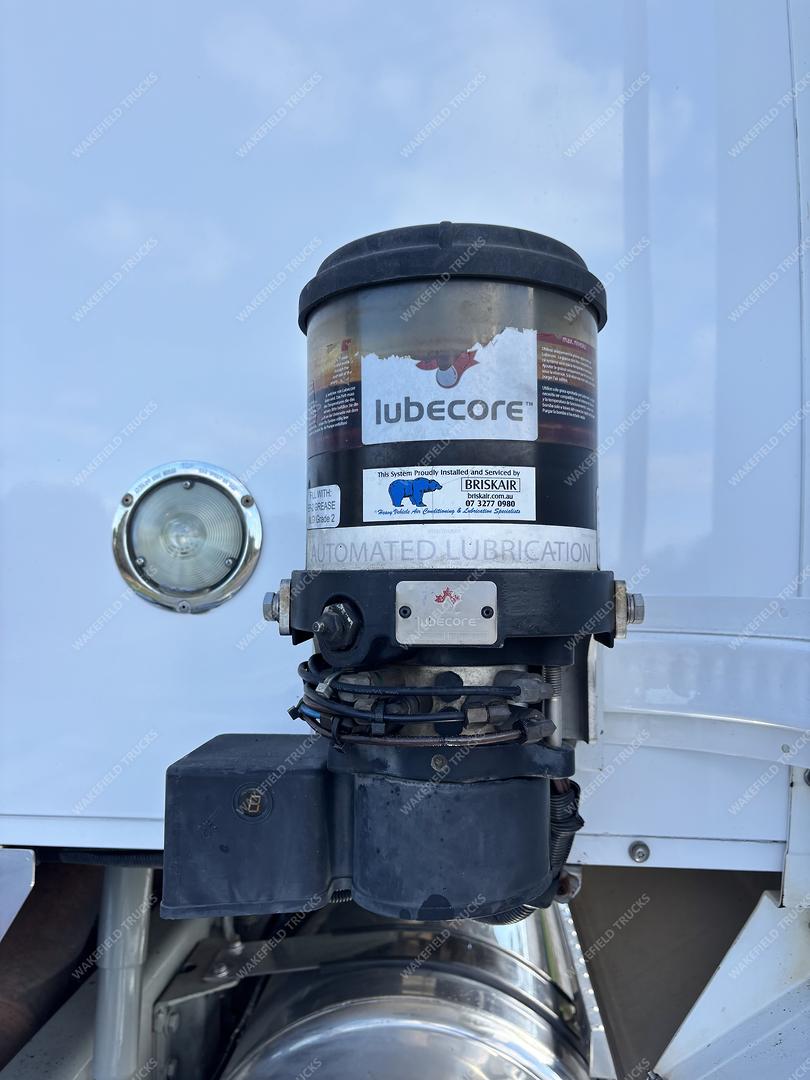 2019 Western Star 4800 Series 4800 FXB image 9