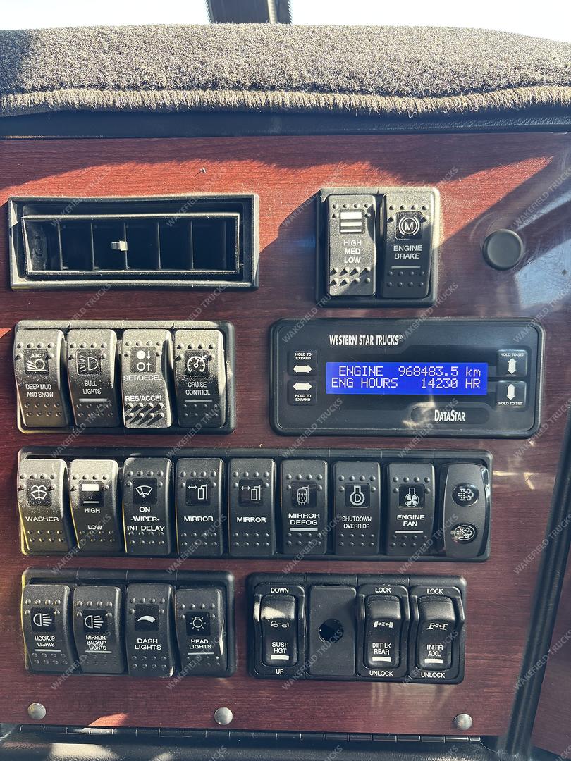 2019 Western Star 4800 Series 4800 FXB image 15