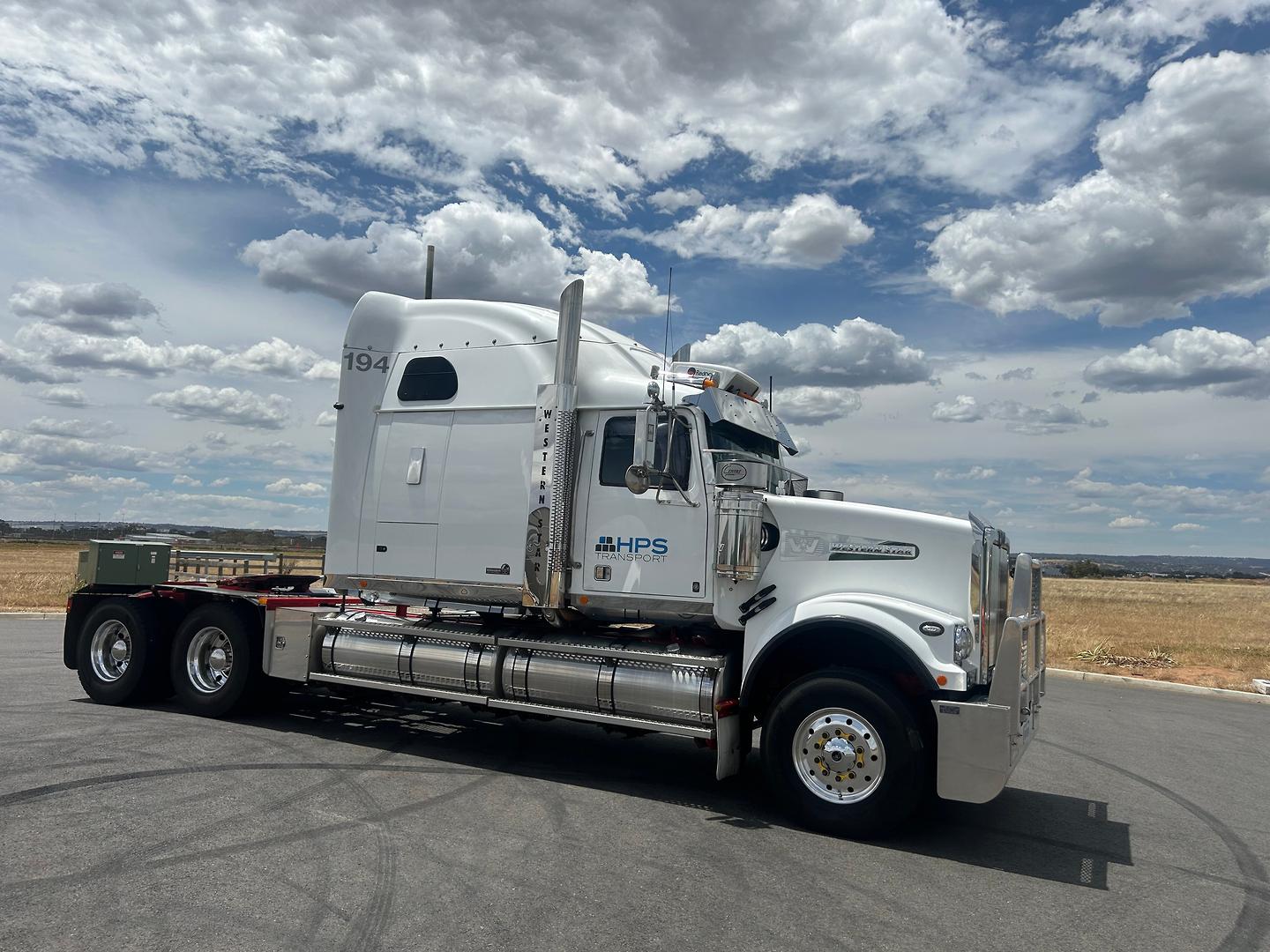 2021 Western Star 4900 Series 4900FXC image 2