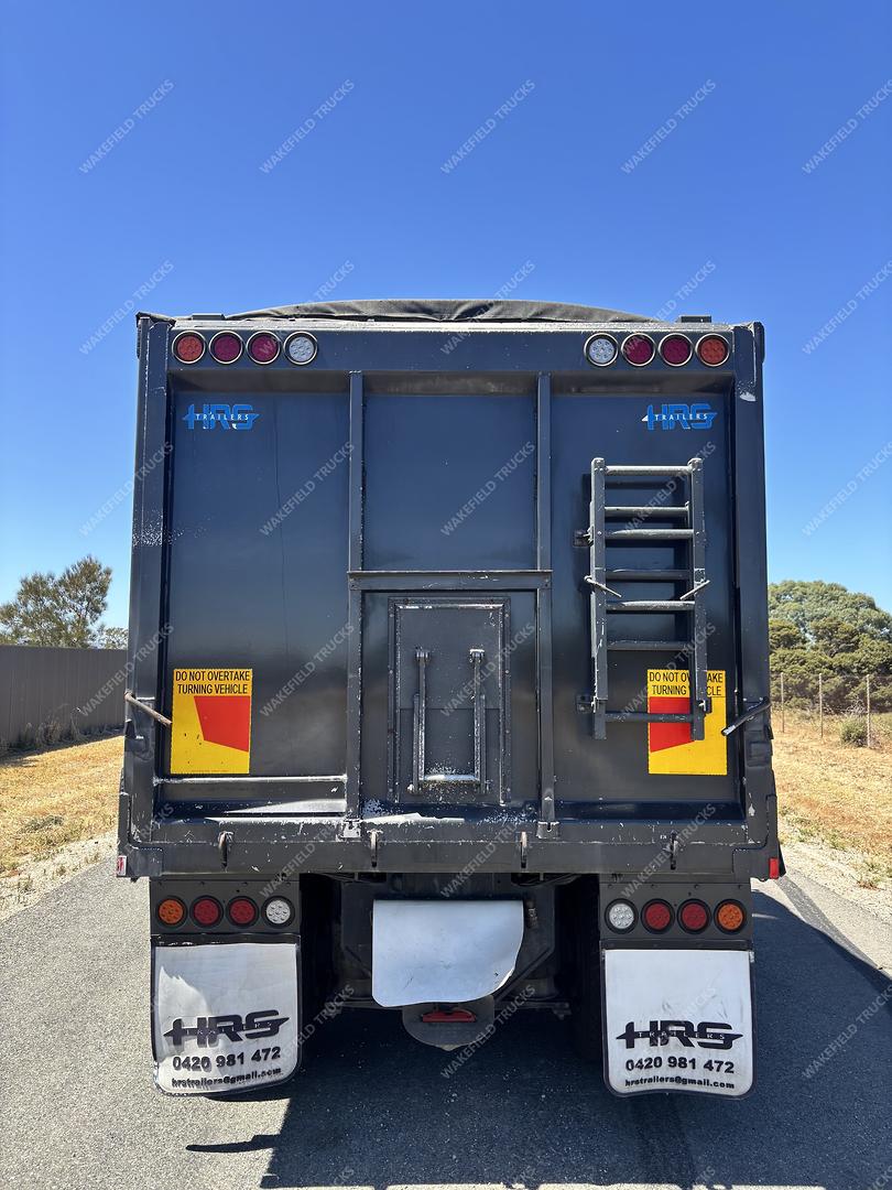 2022 Freightliner Cascadia image 6