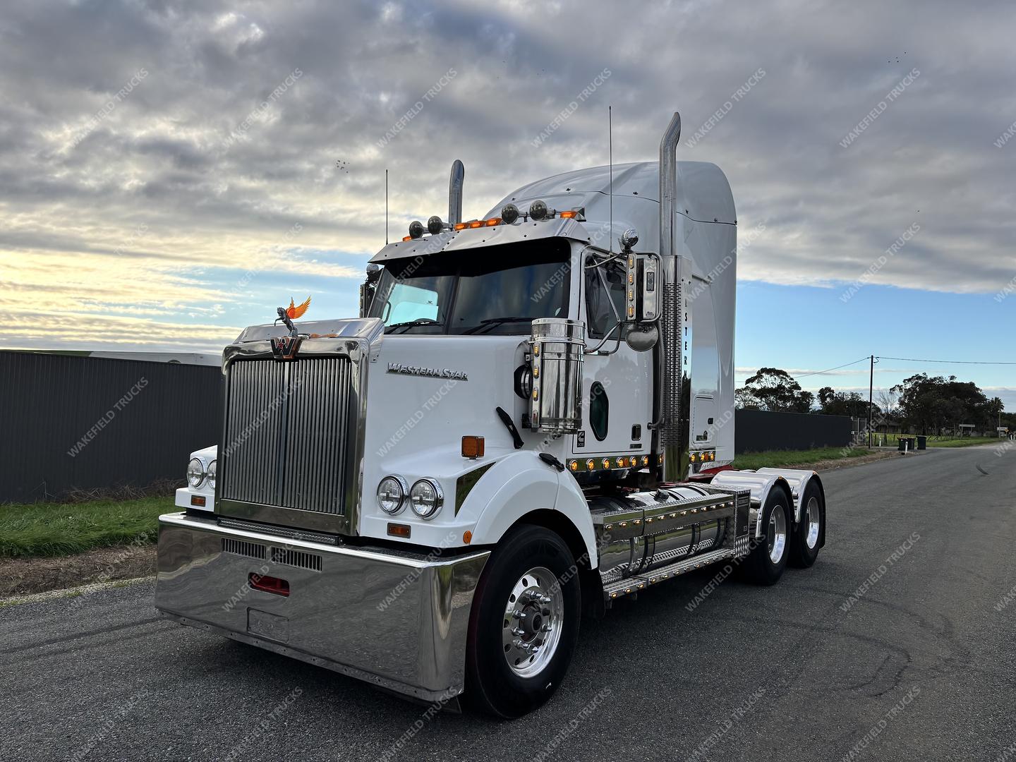 2021 Western Star 4800 Series 4800 FXB Prime Mover image 2