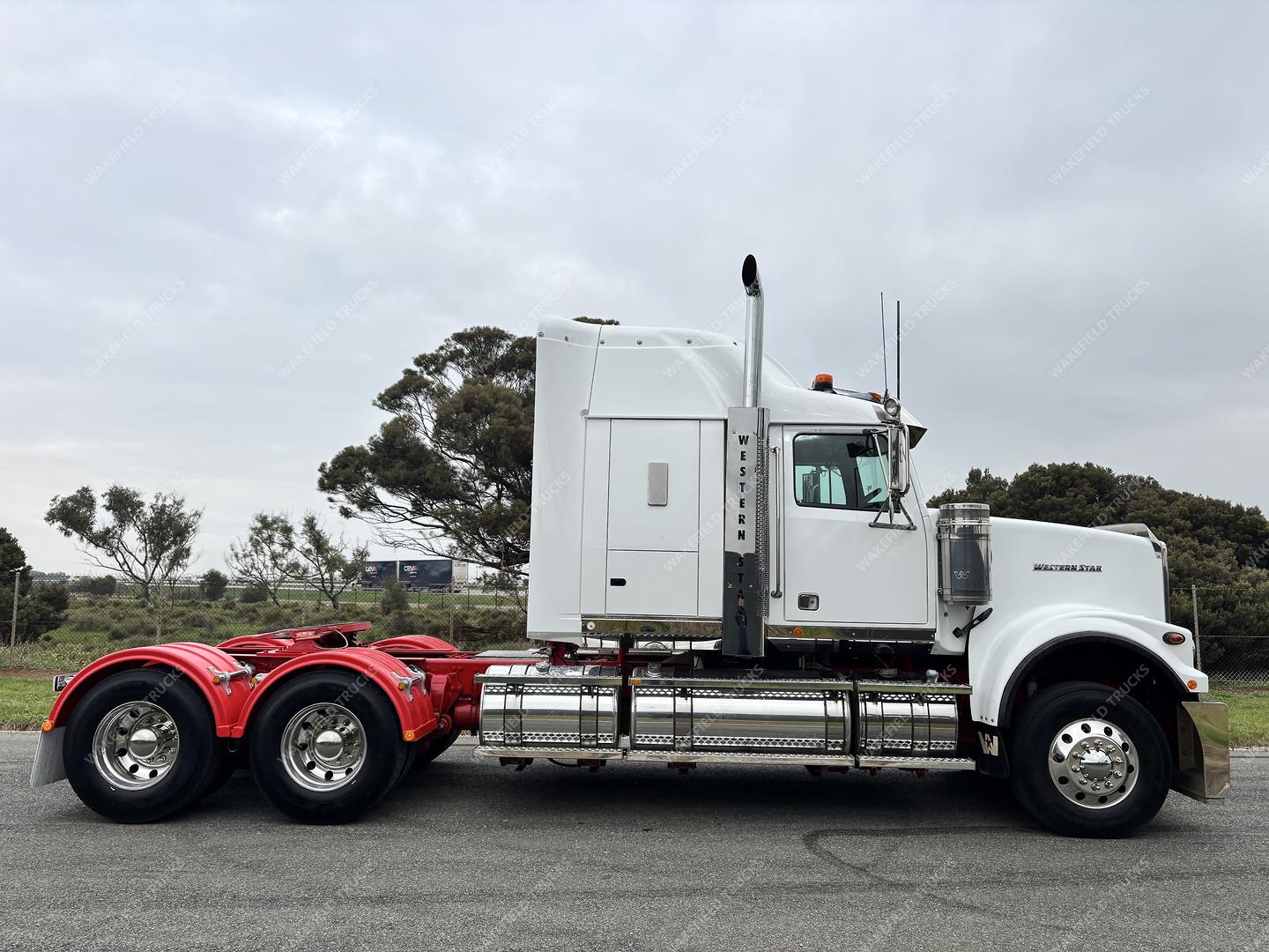 2016 Western Star 4900 Series image 7