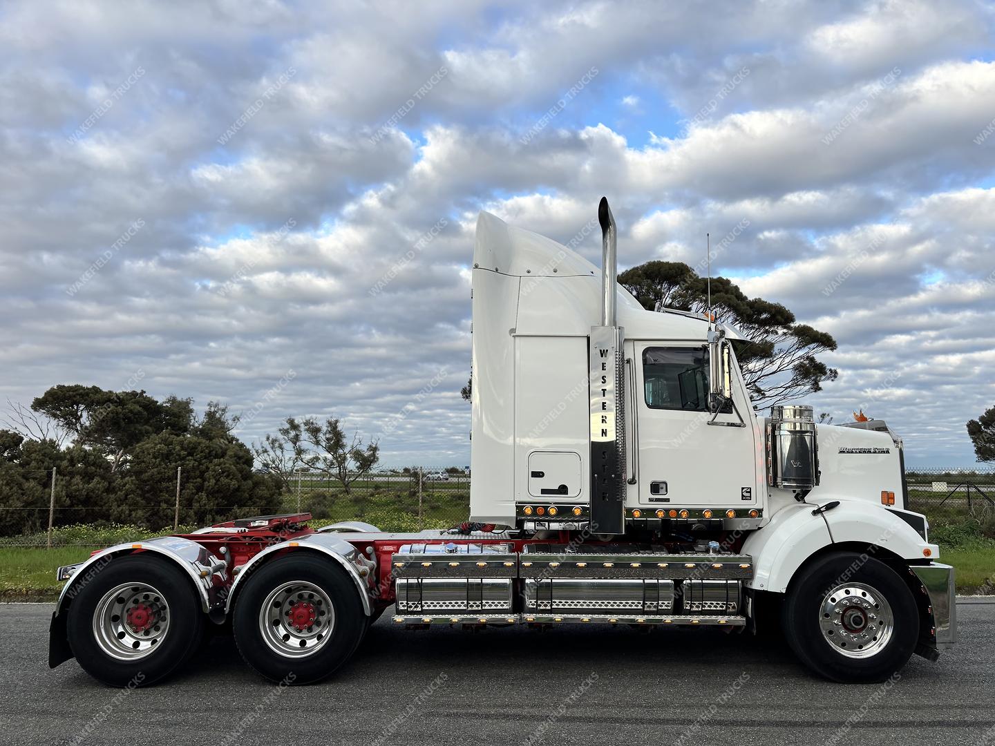 2021 Western Star 4800 Series 4800 FXB Prime Mover image 6