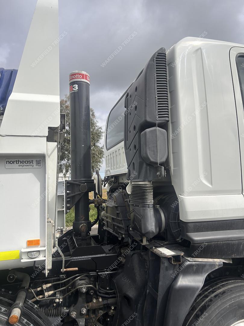 2022 Isuzu F Series FYJ300-350 Tipper image 10