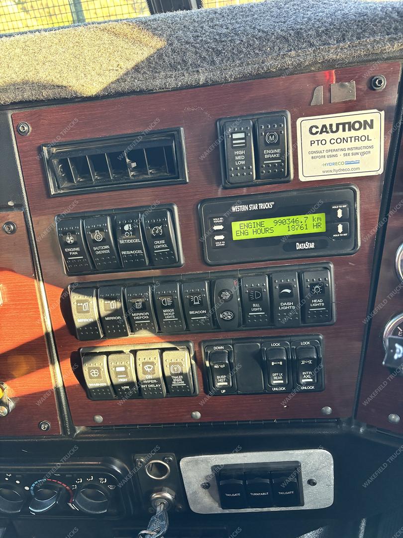 2018 Western Star 4800 Series image 13