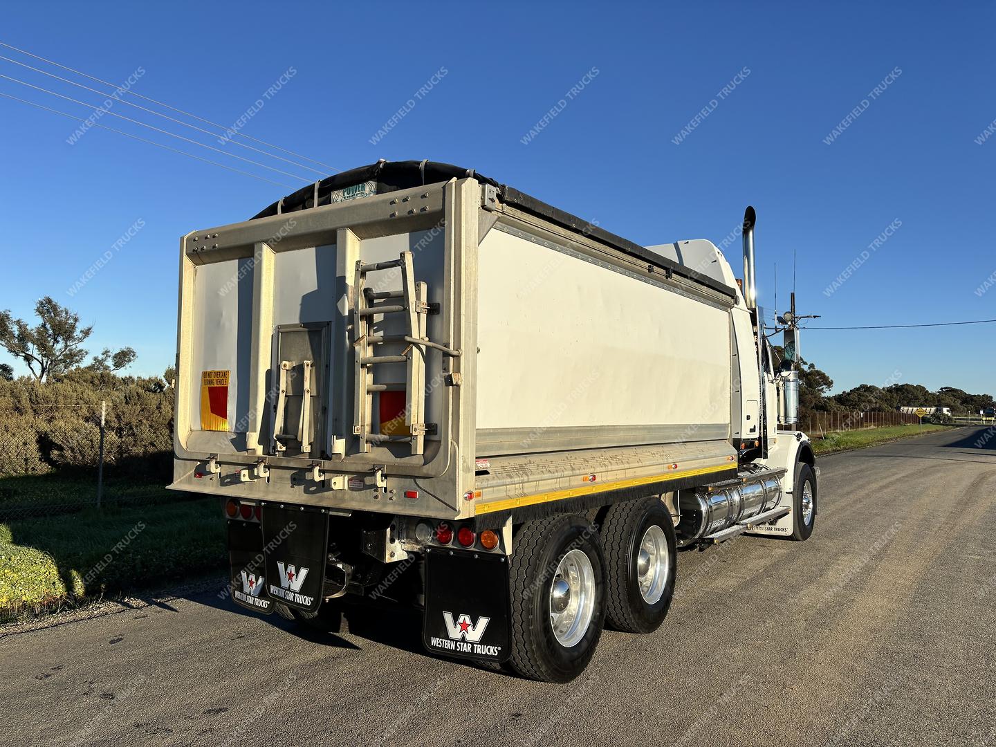 2018 Western Star 4800 Series image 7